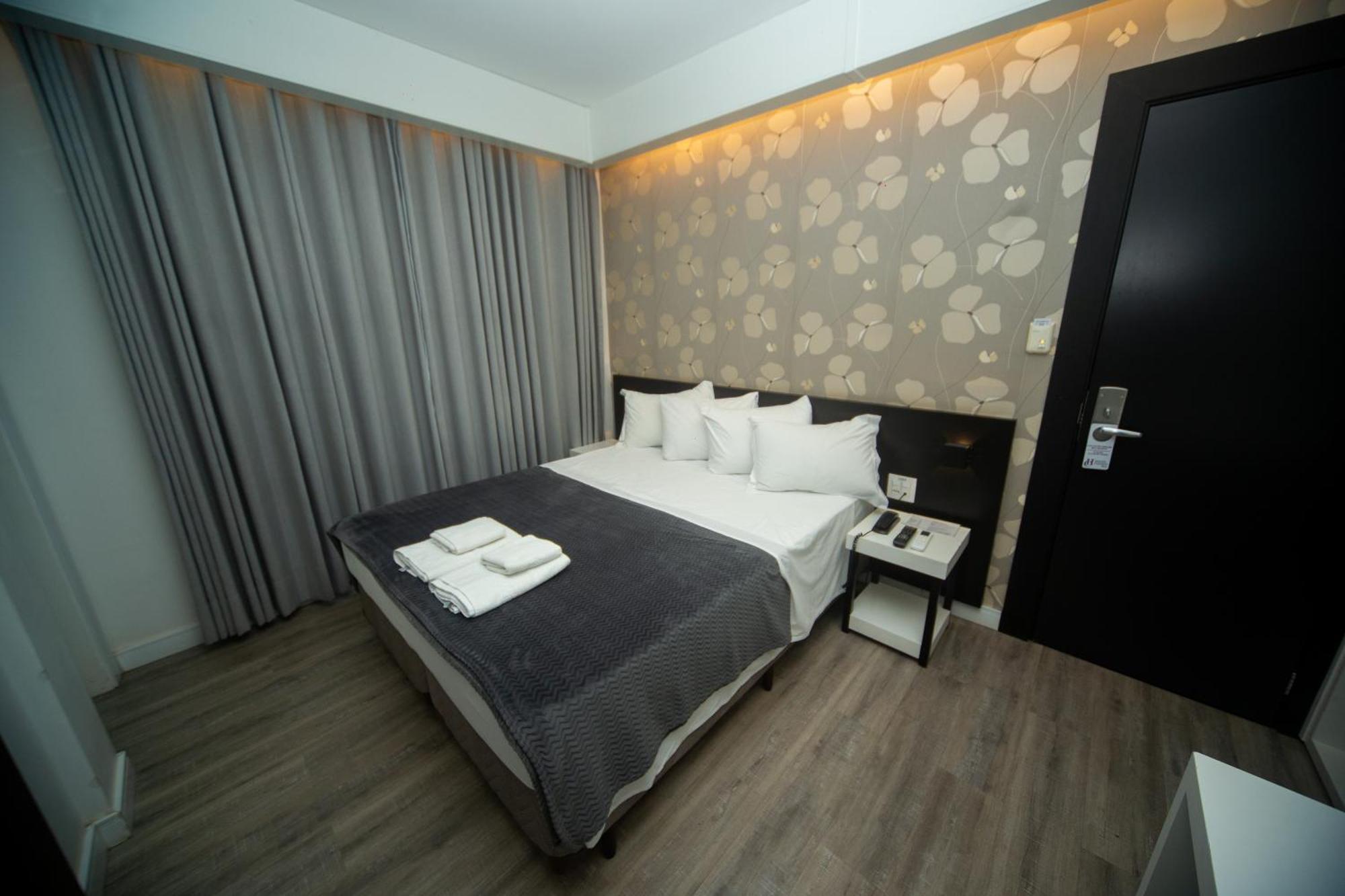 Hotel Cidade Araxa Luaran gambar