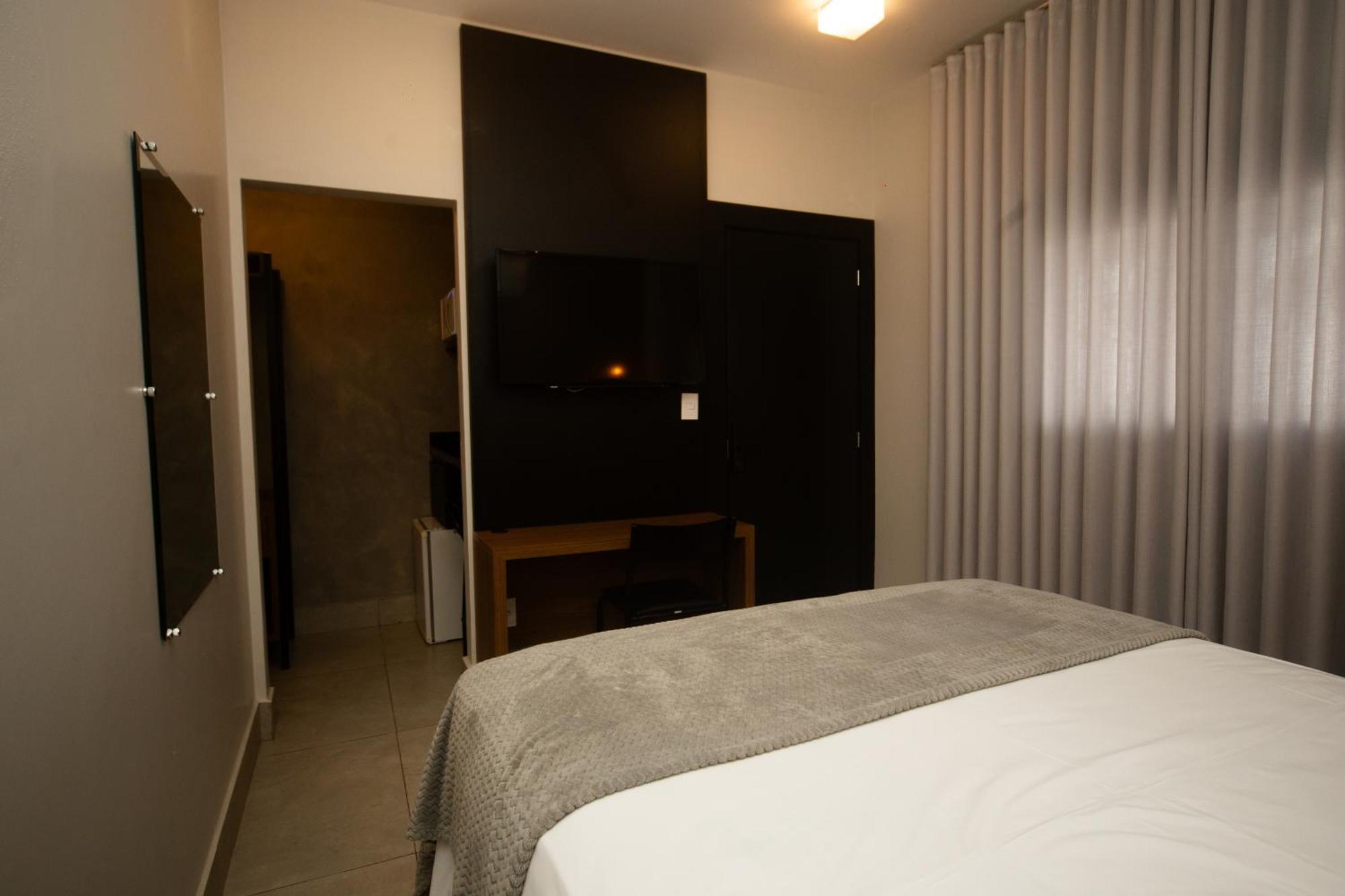 Hotel Cidade Araxa Luaran gambar